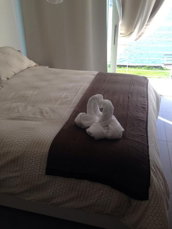 A Lago Marone Room photo