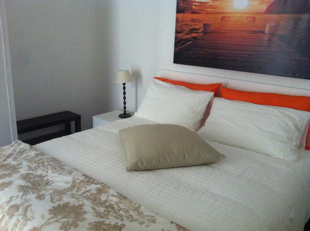 A Lago Marone Room photo