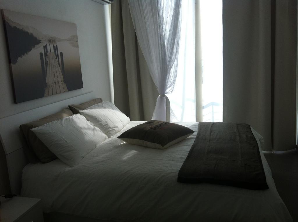 A Lago Marone Room photo